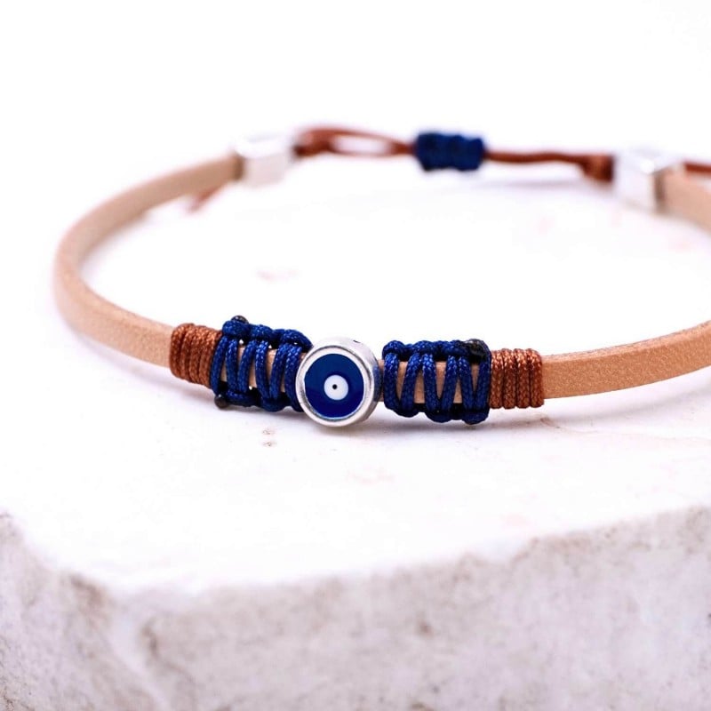 Leather men's bracelet with enamelled evil eye Leather men's bracelet with metallic silver-plated parts and enamelled evil eye