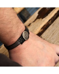 Δερμάτινο ανδρικό βραχιόλι με gun-metal Πυξίδα ΄Γκρι σκούρο δερμάτινο ανδρικό βραχιόλι με gun-metal Πυξίδα