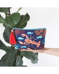 Νεσεσέρ Τσαντάκι Coral Lobster Νεσεσέρ Coral από μαλακό βελούδο κεντημένο με χάντρες και πούλιες