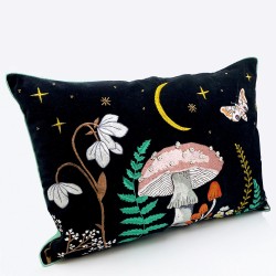 Μαξιλάρι Forage Black Velvet με κέντημα