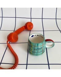 Κούπα Small Talk "Overthinking It'" Κεραμική κούπα Small Talk με μήνυμα από την εταιρεία House of Disaster