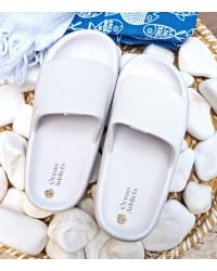 Σαγιονάρες Ocean Addict Slides σε λευκό χρώμα Σαγιονάρες Ocean Addict Slides Λευκές