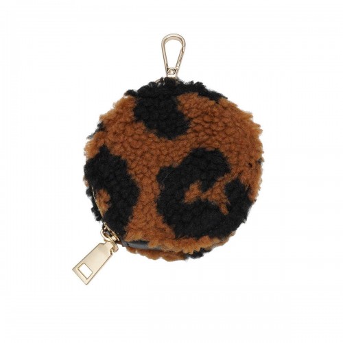 Fur pouch with hanging clip Fur pouch with hanging clip and zip closure