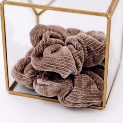Λαστιχάκι μαλλιών scrunchie από μαλακό ύφασμα