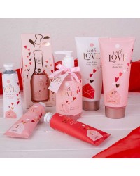 Κρέμα χεριών και νυχιών With Love Κρέμα χεριών και νυχιών With Love σε σωληνάριο
