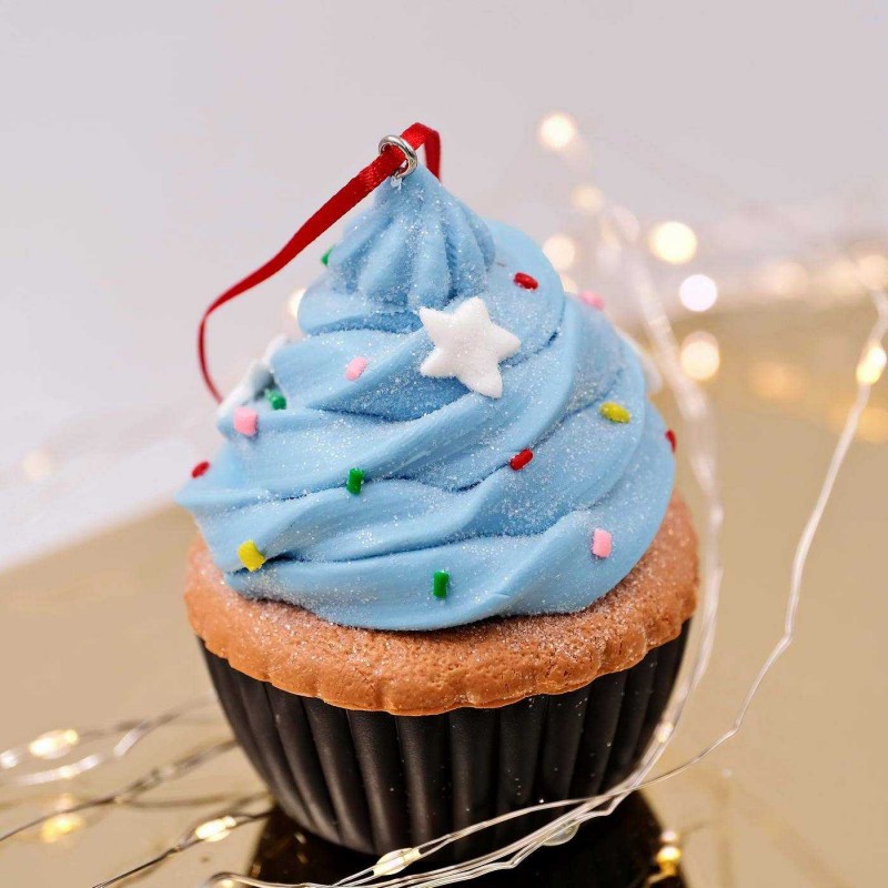 Κεραμικό στολίδι για το δέντρο σε σχήμα Cup cake Κεραμικό στολίδι για το δέντρο σε σχήμα Cup cake