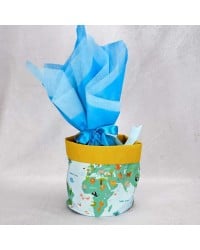 World Map Easter Chocolate Egg for Boys World Map Easter Chocolate Egg for Boys in a fabric pocket