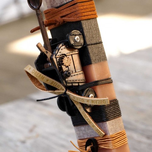 Λαμπάδα με Ξύστρα - Καταπέλτη για αγόρια & άνδρες - Χονδρική Λαμπάδα για αγόρια και άνδρες με vintage ξύστρα - καταπέλτη από ορείχαλκο