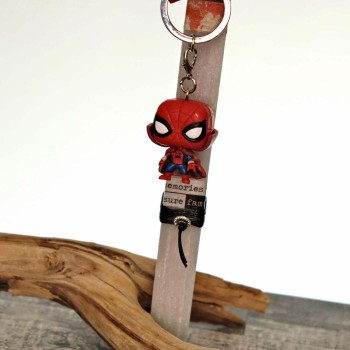 Easter candle with keyring Spiderman