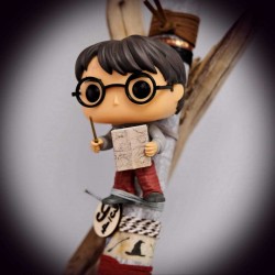 Λαμπάδα με αυθεντική συλλεκτική φιγούρα Harry Potter από την Funko Pop
