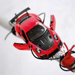 Λαμπάδα με αυτοκινητάκι Porsche 911 GT2 Λαμπάδα με αυτοκινητάκι Porsche 911 GT2