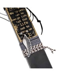 Easter candle for men with wooden card and necklace Easter candle for men with wooden card and necklace