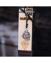 Easter candle for men with wooden card and necklace Easter candle for men with wooden card and necklace