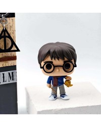 Λαμπάδα με φιγούρα Harry Potter και μπρελόκ Λαμπάδα με μπρελόκ Harry Potter και αυθεντική συλλεκτική φιγούρα Harry Potter από την Funko Pop