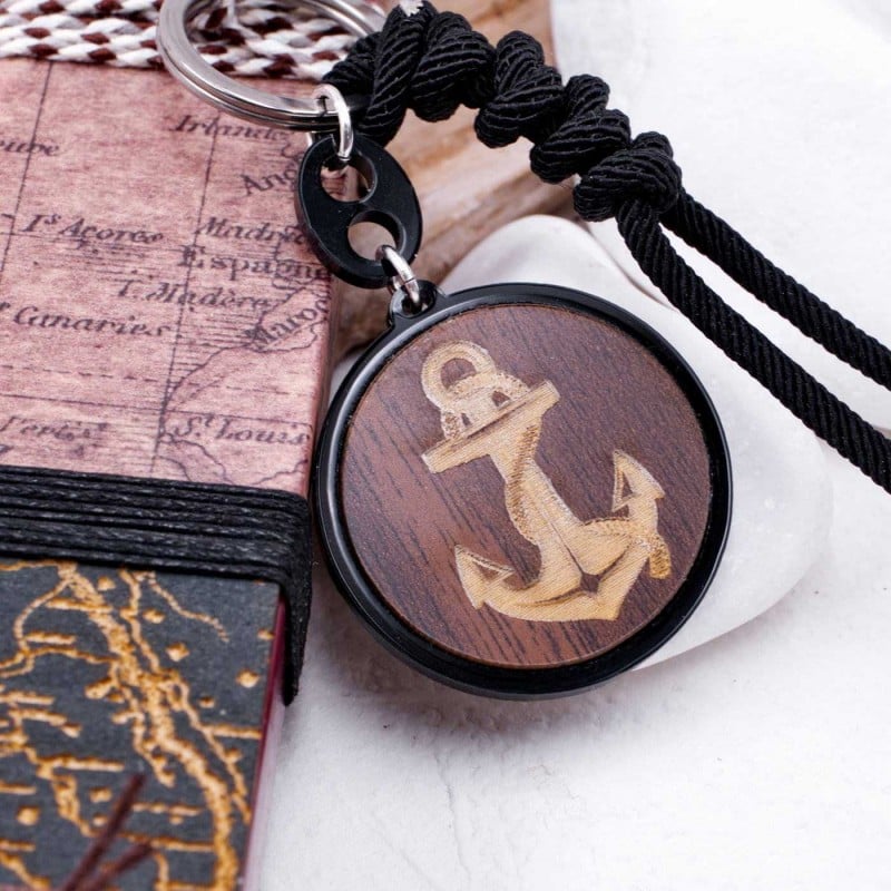 Handmade scented Easter candle for men with anchor key-ring and wooden parts