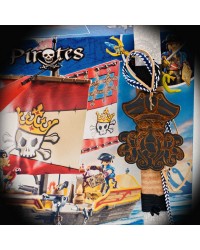 Χειροποίητη λαμπάδα με Playmobil για αγόρια Χειροποίητη λαμπάδα για αγόρια με πειρατικό καράβι Playmobil