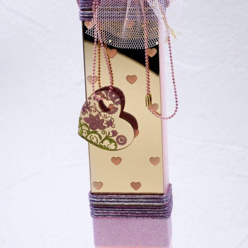 Easter candle set with heart necklace 