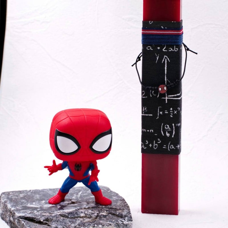 Λαμπάδα για αγόρια με φιγούρα και βραχιόλι Spiderman 