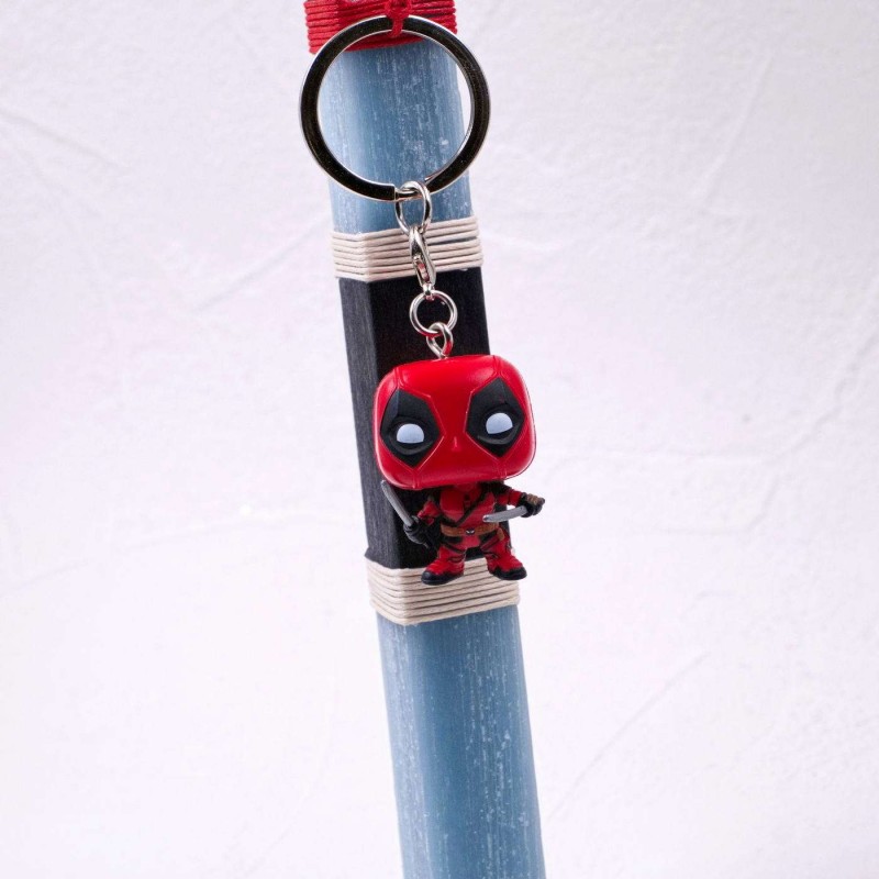 Λαμπάδα με Μπρελόκ Deadpool Λαμπάδα για αγόρια με Μπρελόκ Deadpool