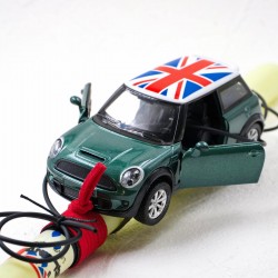 Λαμπάδα με μεταλλικό αυτοκίνητο Mini Cooper