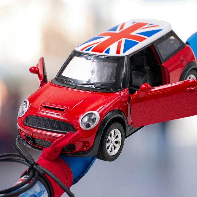 Λαμπάδα με μεταλλικό αυτοκίνητο Mini Cooper Λαμπάδα με μεταλλικό αυτοκίνητο Mini Cooper