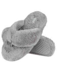 Γυναικείες χνουδωτές σαγιονάρες Γυναικείες χνουδωτές σαγιονάρες