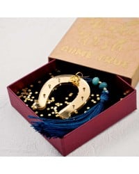 Handmade lucky charm 2025 with horseshoe made of plexiglass in a gift box Handmade lucky charm 2025 with horseshoe made of plexiglass in a gift box