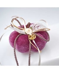 Mini Christmas Lucky Pumpkin 2025 Mini Christmas Lucky Pumpkin 2025 with romantic ribbons and gold-plated parts