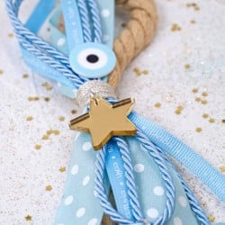 Χειροποίητο γούρι για νεογέννητο αγοράκι με ξύλινη κορώνα και κορδέλες