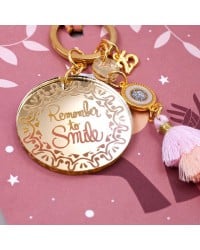 Μπρελόκ Γούρι με μήνυμα Remember to Smile Χειροποίητο μπρελόκ γούρι από πλέξιγκλας και επίχρυσα στοιχεία
