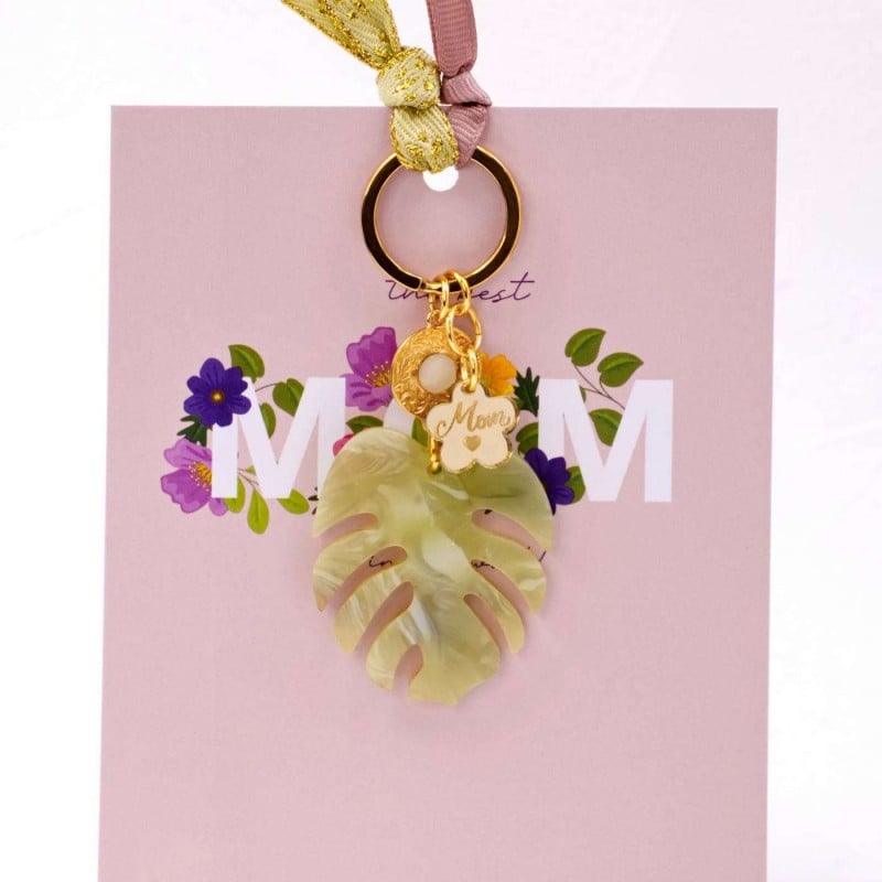 Mama Plexiglass Leaf Keychain Handmade key-chain with plexiglass and gold-plated parts
