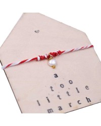 Martaki bracelet with gold-plated parts and decorative card Martaki bracelet with gold-plated parts and decorative card