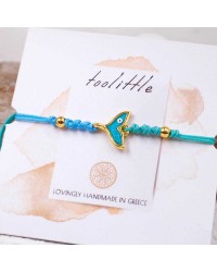Macrame bracelet with enamelled fishtail Handmade macrame bracelet with gold-plated metal parts and enamelled fishtail