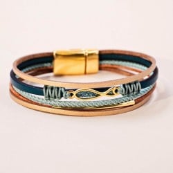Δερμάτινο Βραχιόλι Enamelled Fish Χειροποίητο δερμάτινο βραχιόλι με επίχρυσα στοιχεία και ψαράκι από σμάλτο
