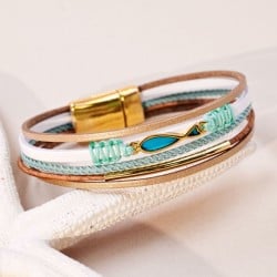 Δερμάτινο Βραχιόλι Enamelled Fish Χειροποίητο δερμάτινο βραχιόλι με επίχρυσα στοιχεία και ψαράκι από σμάλτο