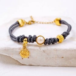 Βραχιόλι Κορδόνι με πέρλα Swarovski Χειροποίητο βραχιόλι με βαμβακερό κορδόνι και πέρλα Swarovski