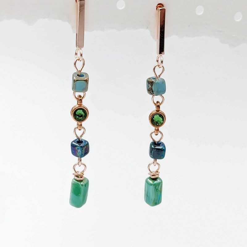 Earrings with Swarovski crystals and ceramic cubes in rose gold-plating 