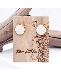 Stud earrings with enamel Stud earrings with enamel in gold-plating on wooden engraved card