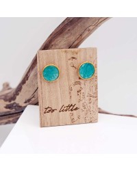 Stud earrings with enamel Stud earrings with enamel in gold-plating on wooden engraved card