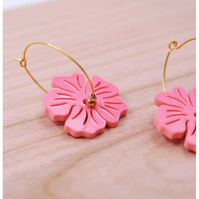 Χειροποίητα σκουλαρίκια από ανοξείδωτο ατσάλι με επίχρυση επιμετάλλωση και πλέξιγκλας 