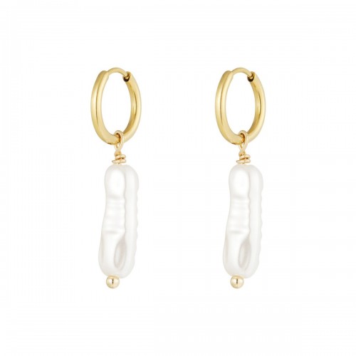 Handmade hoop earrings made of stainless steel with 24K gold-plating and fresh water pearls