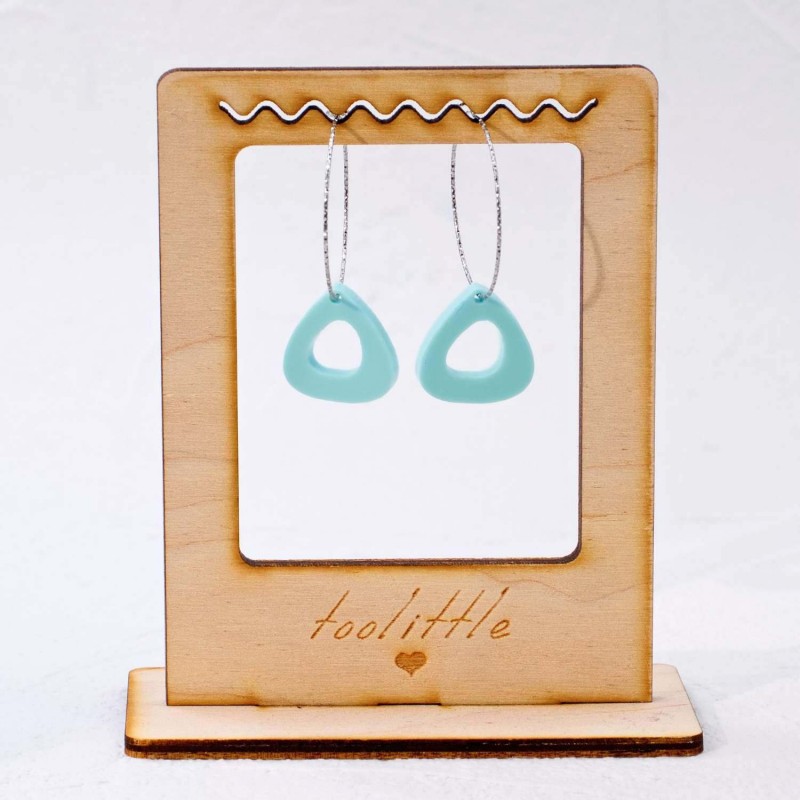 Σκουλαρίκια Κρίκοι με στοιχείο πλέξιγκλας Επάργυρα σκουλαρίκια κρίκοι με στοιχείο πλέξιγκλας