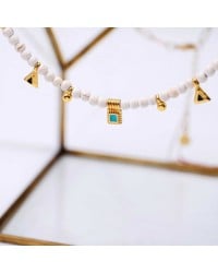 Xειροποίητo κοντό κολιέ με κρύσταλλα και σμάλτο σε επίχρυση επιμετάλλωση Xειροποίητo κοντό κολιέ με κρύσταλλα και σμάλτο σε επίχρυση επιμετάλλωση