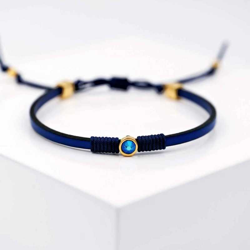 Δερμάτινο βραχιόλι με κρύσταλλο Swarovski Δερμάτινο βραχιόλι γυναικείο με κρύσταλλο Swarovski σε επίχρυση επιμετάλλωση