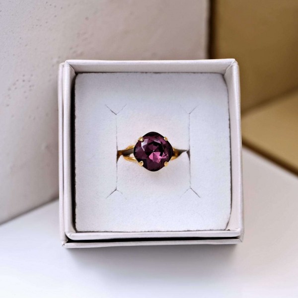 Επίχρυσο δαχτυλίδι με κρύσταλλο Αυστρίας σε κουτί συσκευασίας δώρου