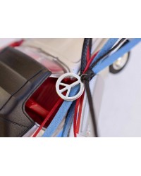 Λαμπάδα με Ασημί Mercedes Benz