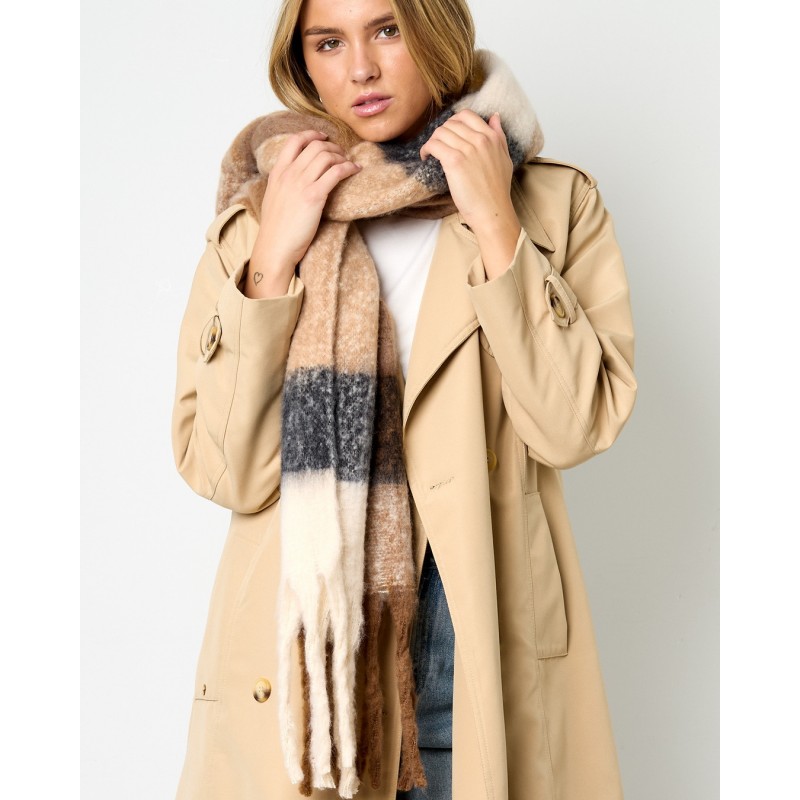 Μαλακό Κασκόλ με Κρόσσια – Miamossa Accessories Μαλακό Κασκόλ με Κρόσσια – Miamossa Accessories