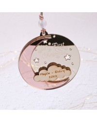 Χριστουγεννιάτικο στολίδι “My First Christmas” για Κορίτσι – Σελήνη & Συννεφάκι Χριστουγεννιάτικο στολίδι “My First Christmas” – Σελήνη και Συννεφάκι με όνομα και έτος γέννησης