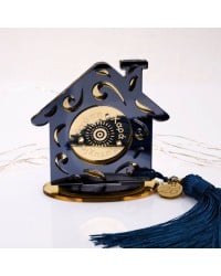 Χειροποίητο γούρι πλέξιγκλας Χειροποίητο επιτραπέζιο γούρι από πλέξιγκλας με κεραμικές χάντρες και φούντα