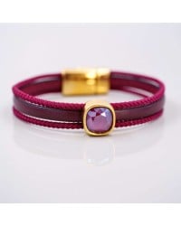 Δερμάτινο Βραχιόλι με Κρύσταλλο Swarovski Δερμάτινο βραχιόλι με κρύσταλλο Swarovski και στοιχεία σε επίχρυση επιμετάλλωση
